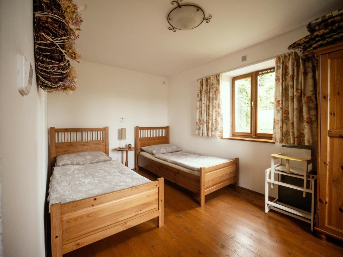 Cottage Bara Bozanov Екстер'єр фото