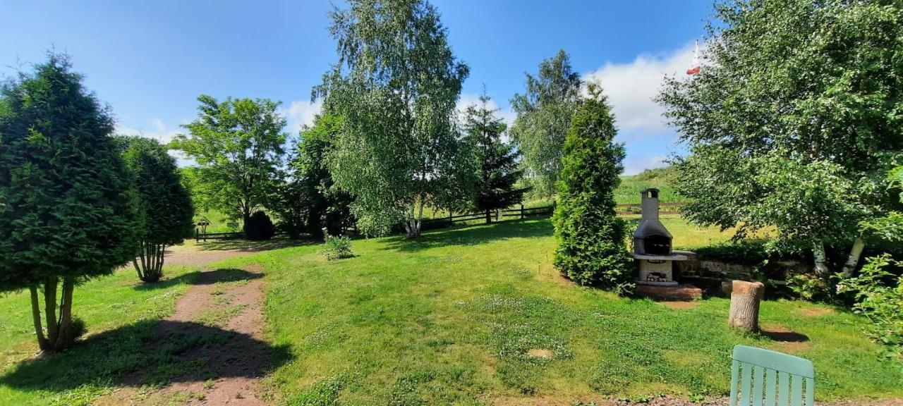 Cottage Bara Bozanov Екстер'єр фото