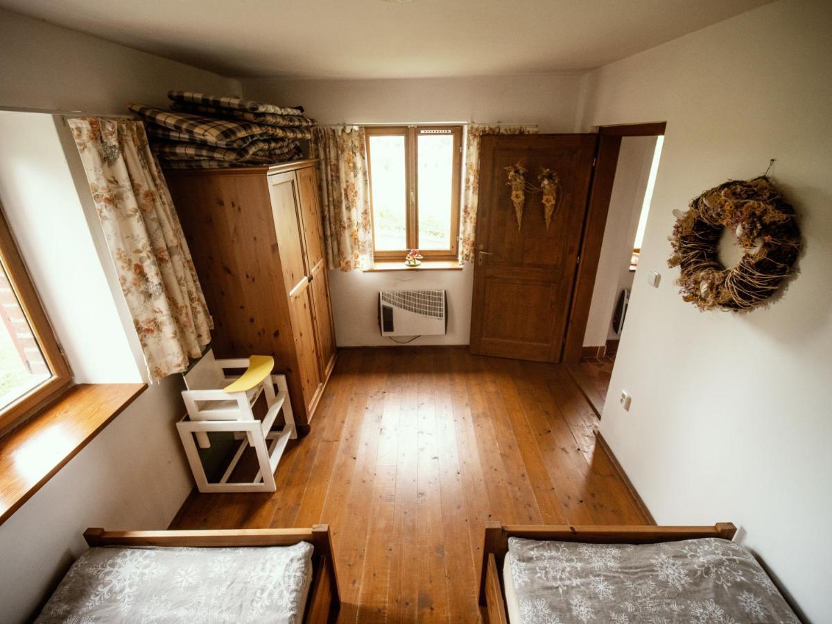 Cottage Bara Bozanov Екстер'єр фото