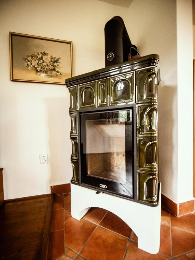 Cottage Bara Bozanov Екстер'єр фото